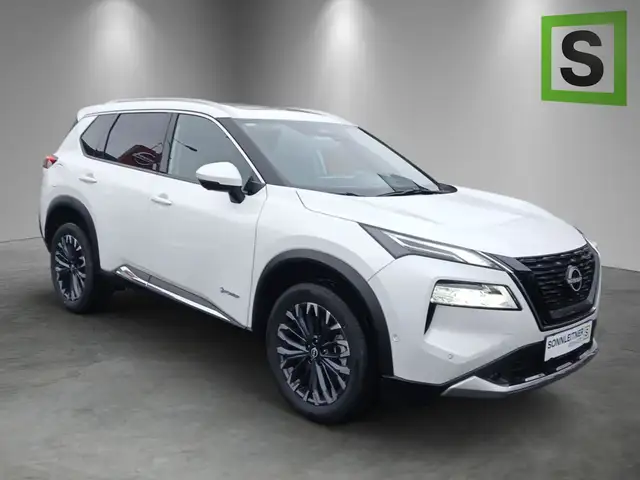 Nissan X-Trail X-TRAIL Tekna 1.5 VC-T e-4orce 214 PS 5S mit Glasdach Ansicht 4