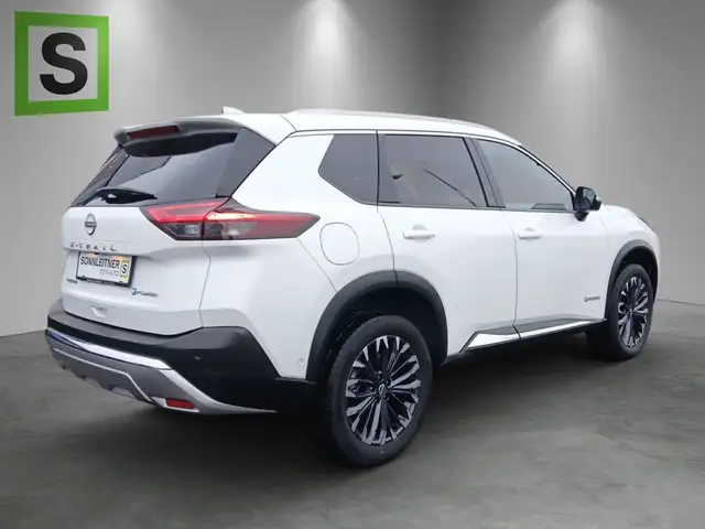 Nissan X-Trail X-TRAIL Tekna 1.5 VC-T e-4orce 214 PS 5S mit Glasdach Ansicht 3