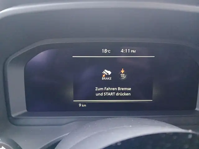 Nissan X-Trail X-TRAIL Tekna 1.5 VC-T e-4orce 214 PS 5S mit Glasdach Ansicht 6