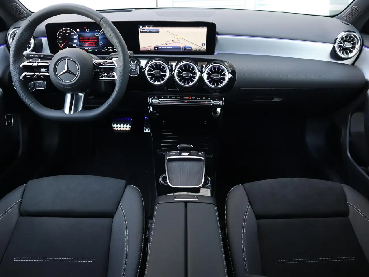 Mercedes-Benz A-Class 2026 — фото 13