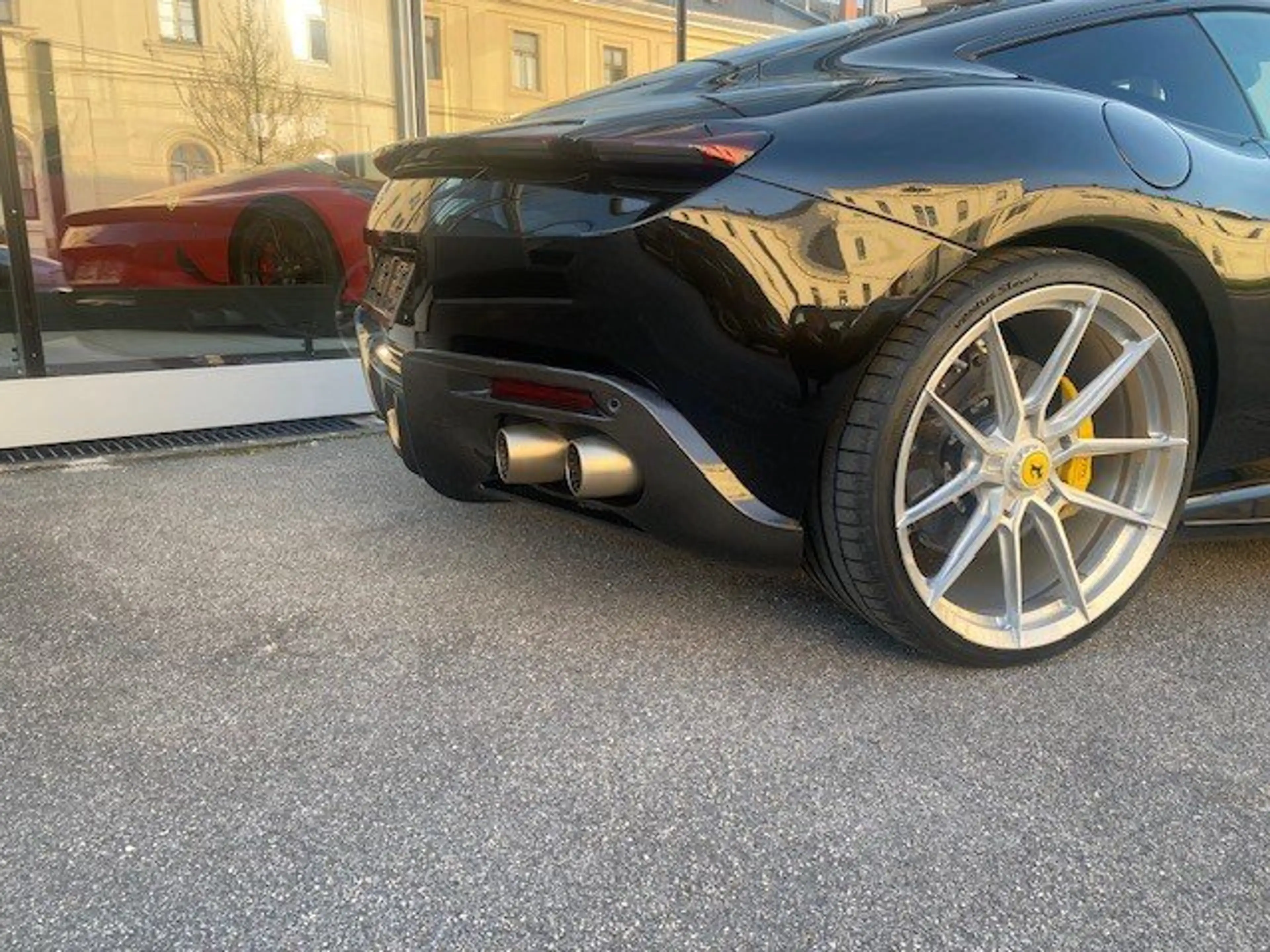 Ferrari Roma — photo 11
