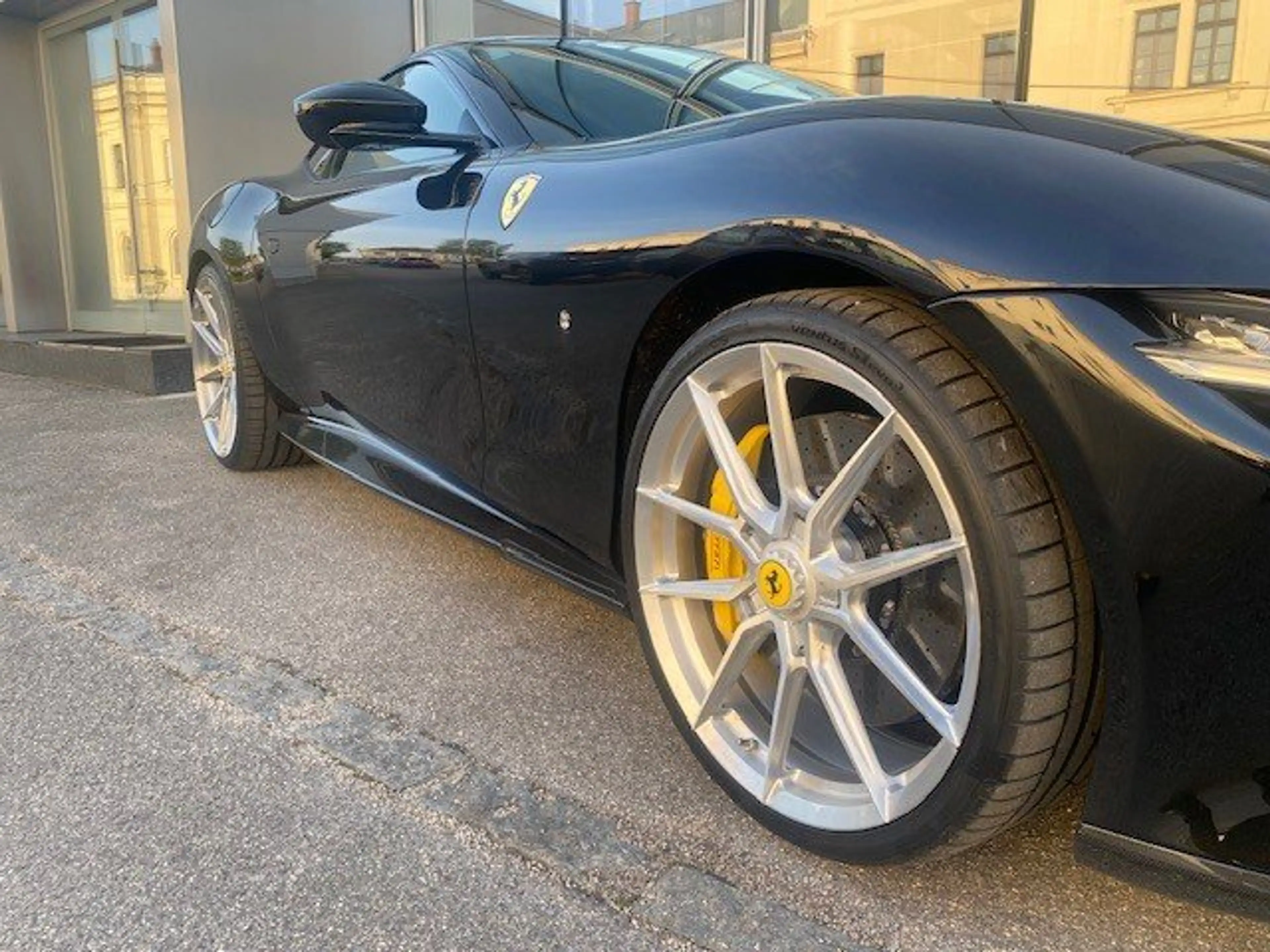 Ferrari Roma — photo 10