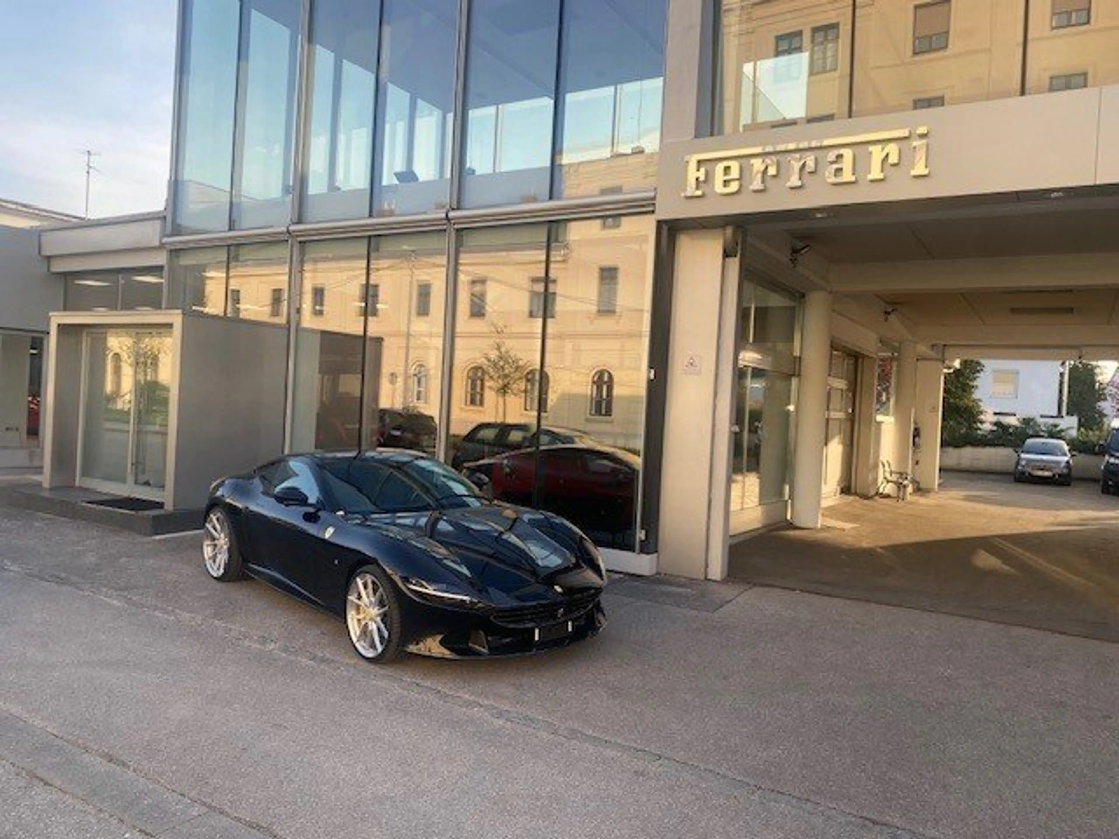 Ferrari Roma — photo 6