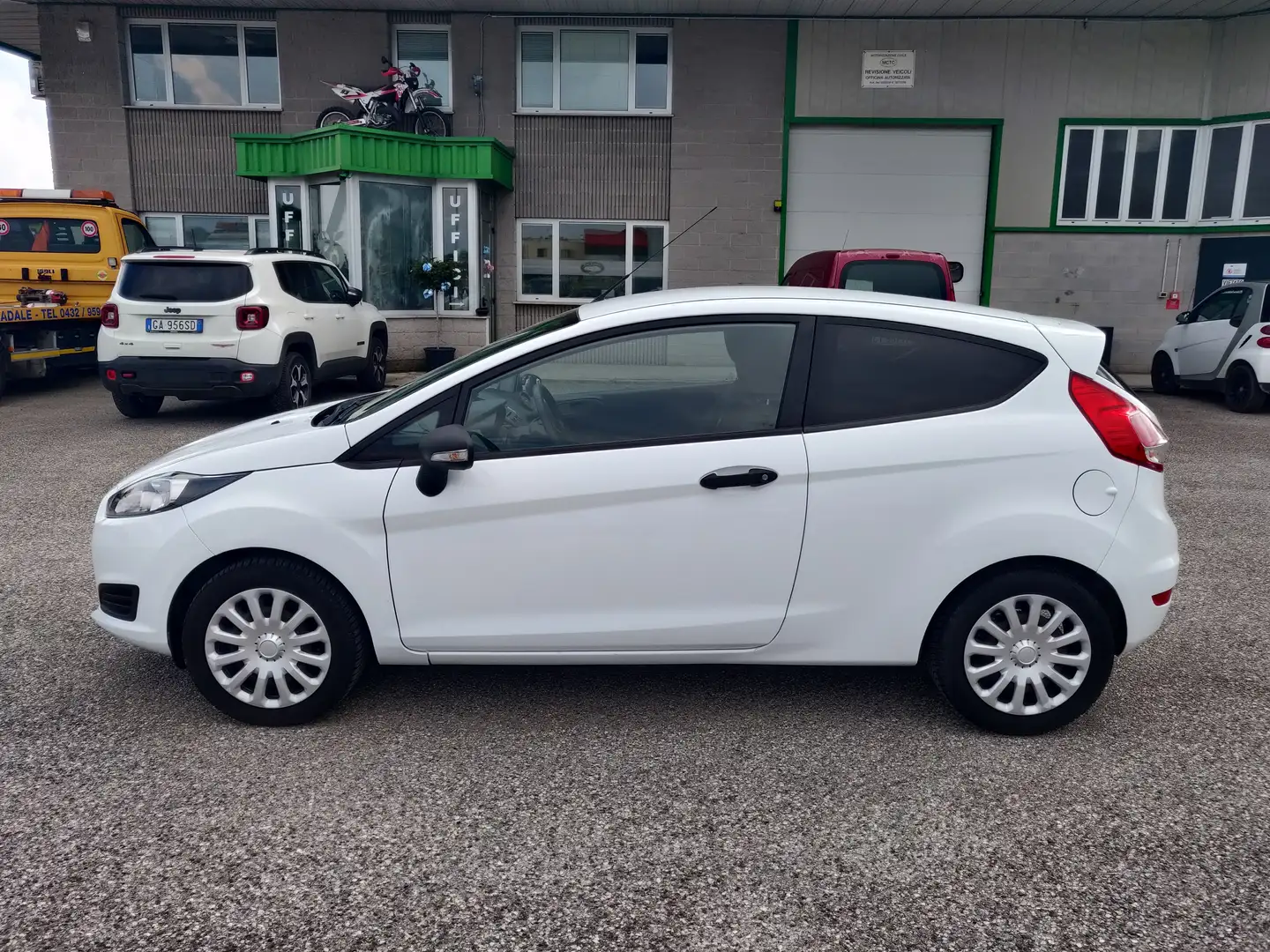 Ford Fiesta 1.5 TDCI 75CV VAN 2 POSTI N1 Bianco - 2