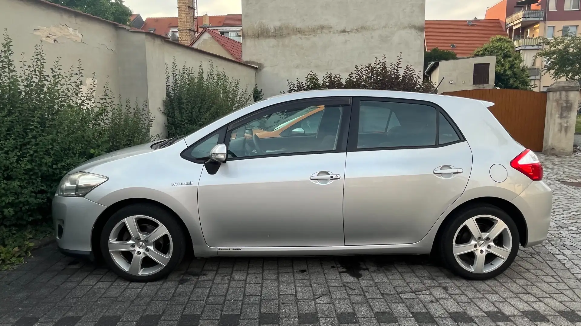 Toyota Auris Auris Hybrid Argintiu - 1