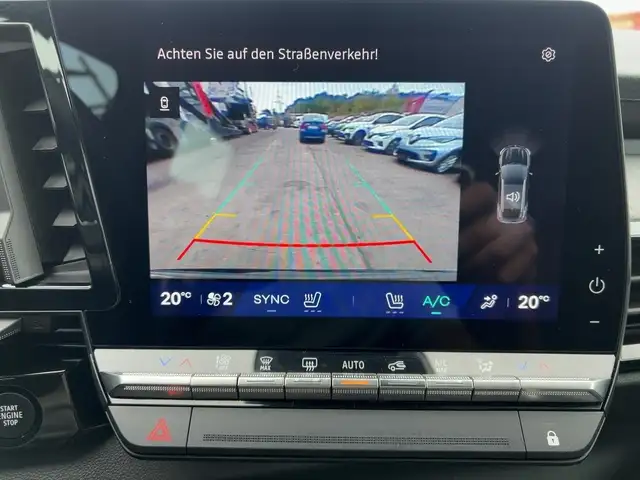 Renault Austral view 15
