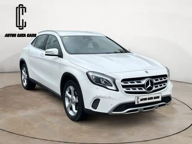 Mercedes-Benz GLA 220 220d 4Matic 7G-DCT 177