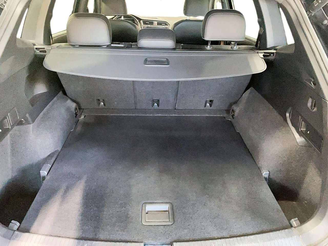 2022 Volkswagen Tiguan Highline R-Line toit panoramique — снимка 1