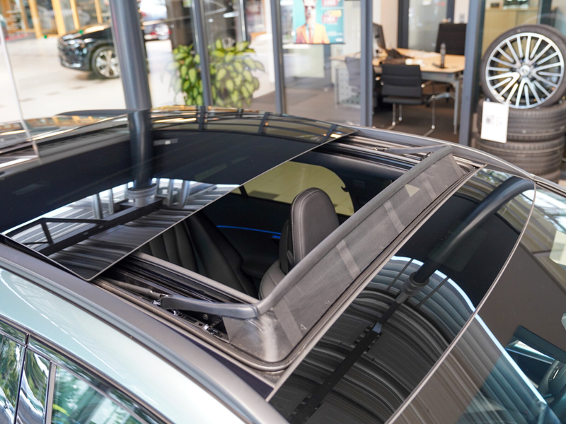 Mercedes-Benz E 300 E 300 de T AMG DIGITAL LIGHT Panorama Airmatic — photo 8
