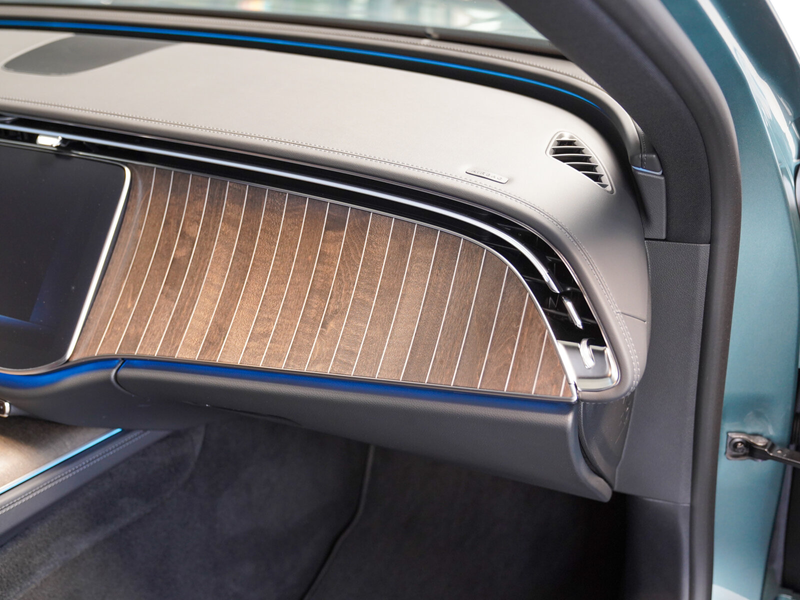 Mercedes-Benz E 300 E 300 de T AMG DIGITAL LIGHT Panorama Airmatic — photo 11