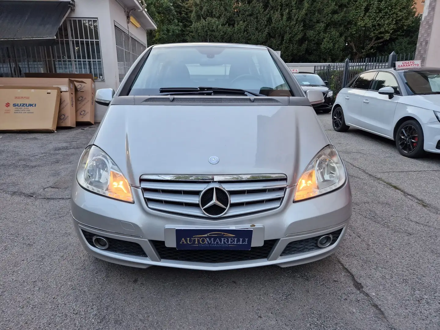 Mercedes-Benz A 160 be Executive Gris - 2