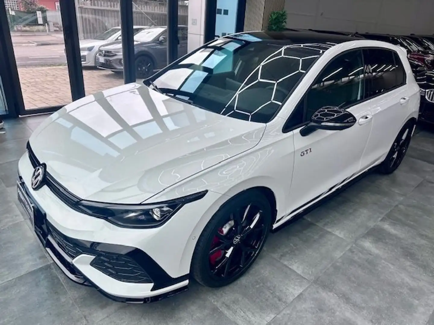 Volkswagen Golf GTI 2.0 GOLF GTI CLUBSPORT 300CV DSG Bianco - 1