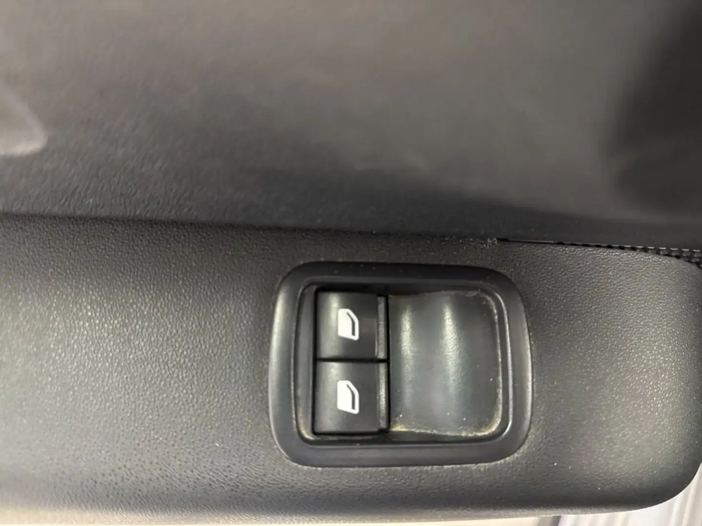 Citroen C3 III 2017 1.2 puretech Feel Pack s&s 83cv Grigio - 2