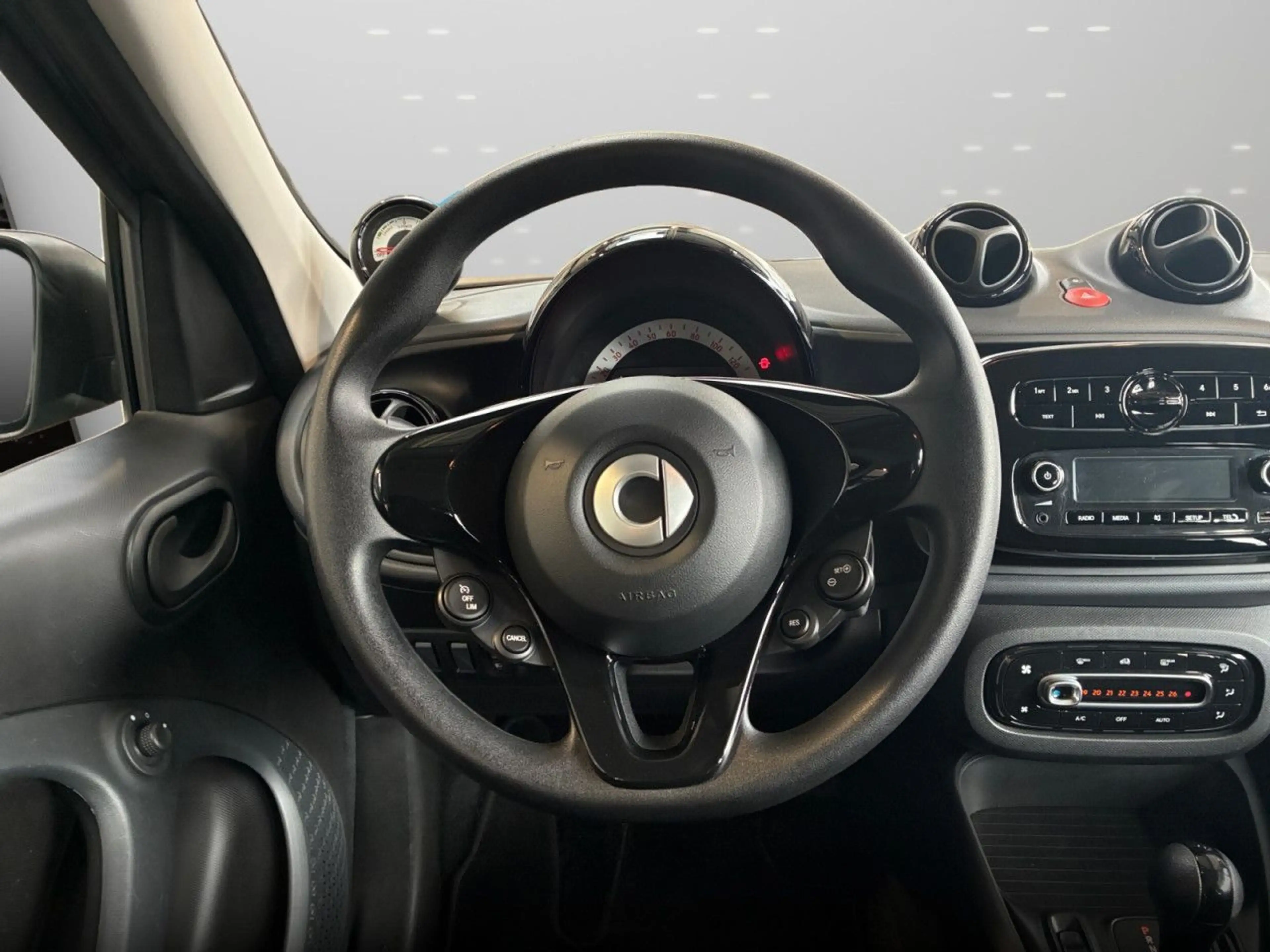 smart forFour 60kWed cool&Audio SHZ Dig Radio 22kW Bordl — photo 14