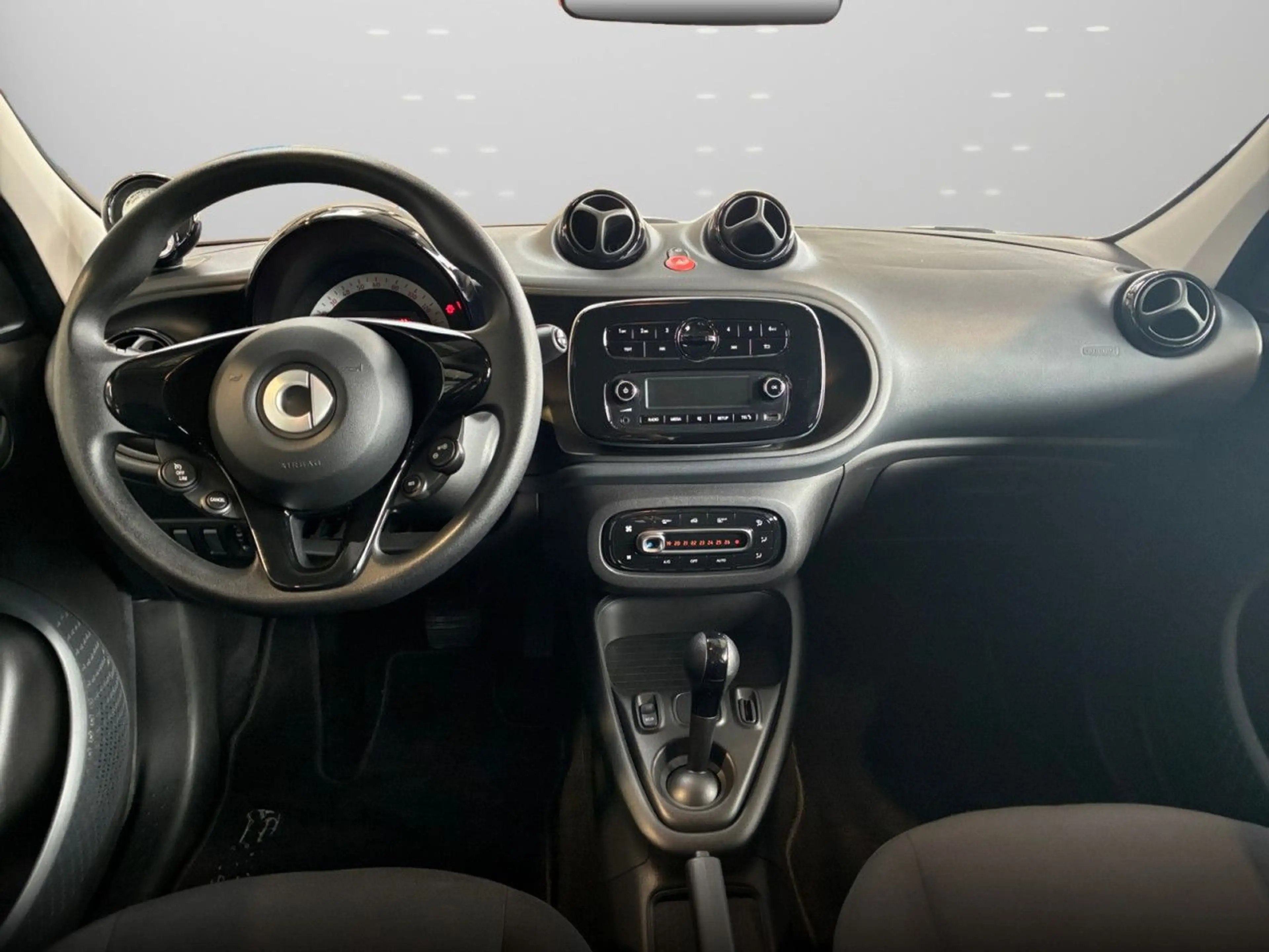 smart forFour 60kWed cool&Audio SHZ Dig Radio 22kW Bordl — photo 13