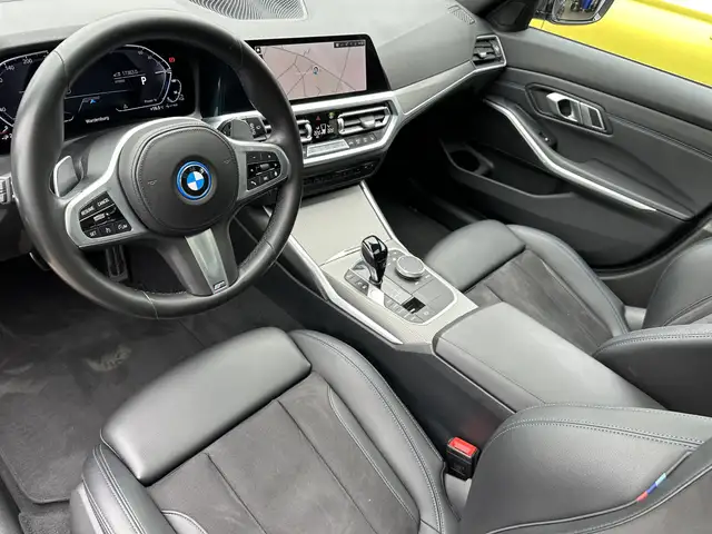 BMW M view 11