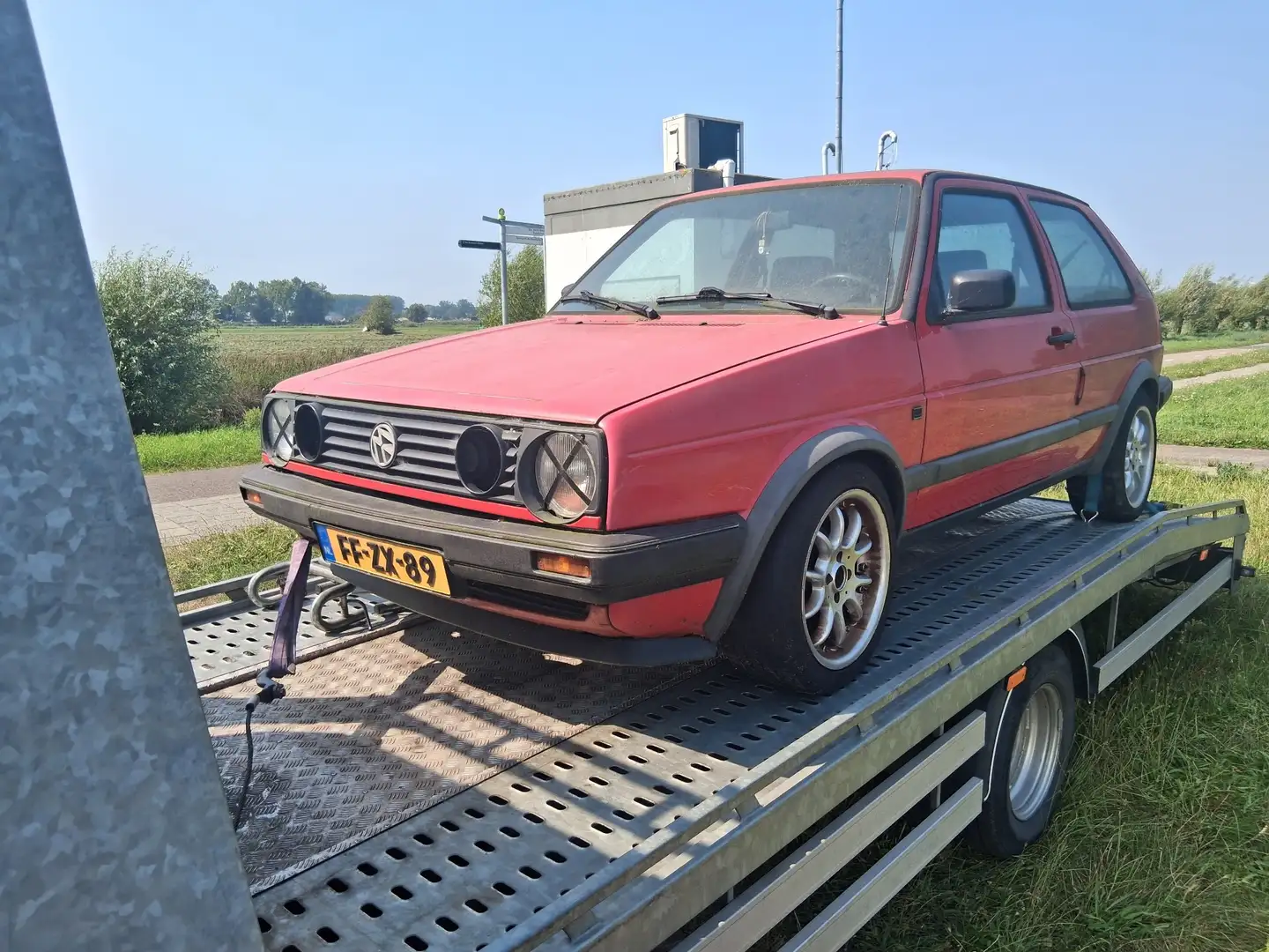 Volkswagen Golf 1.3 Inj. Piros - 1