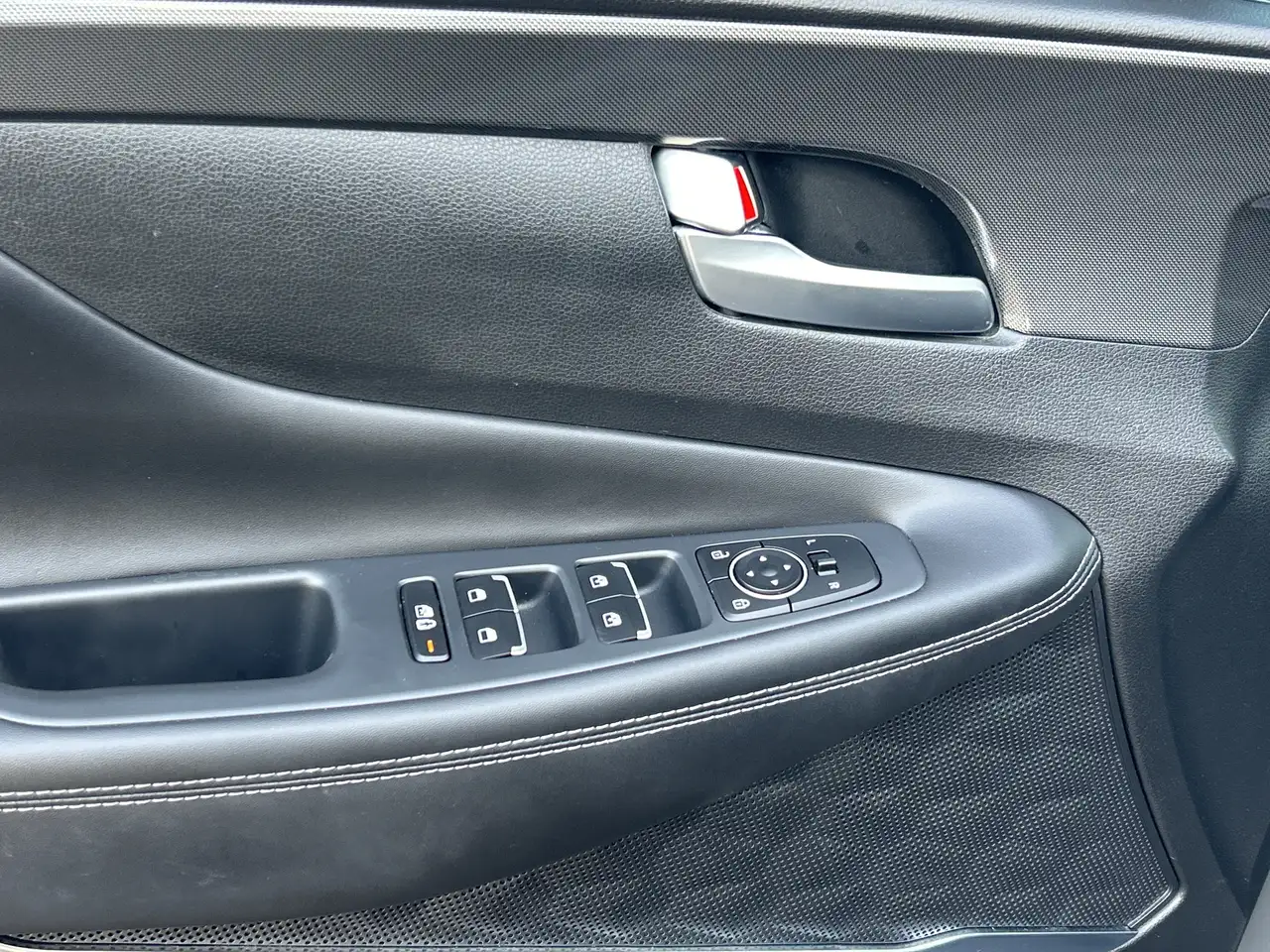 Hyundai SANTA FE снимка Hyundai SANTA FE