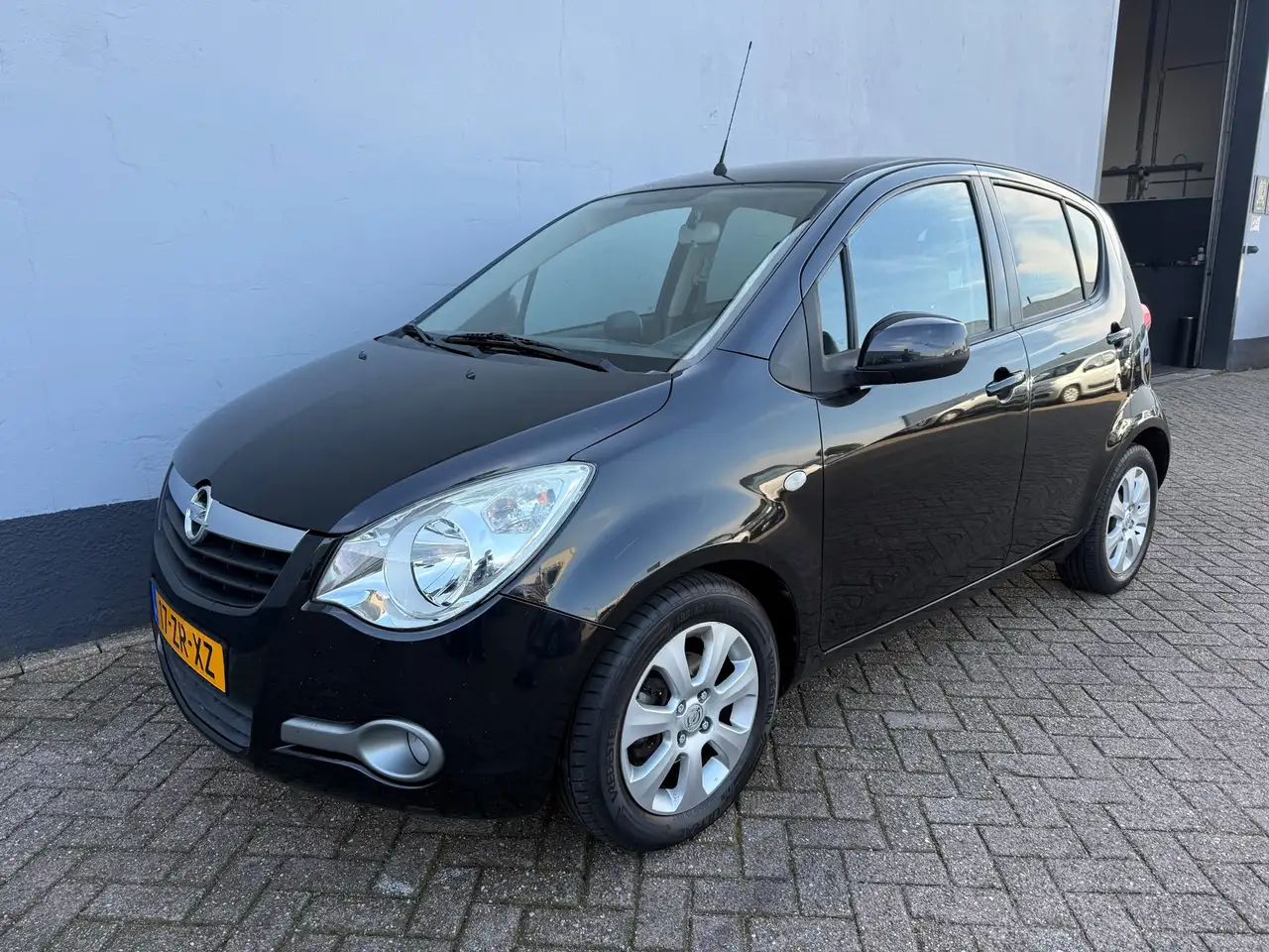 Opel Agila