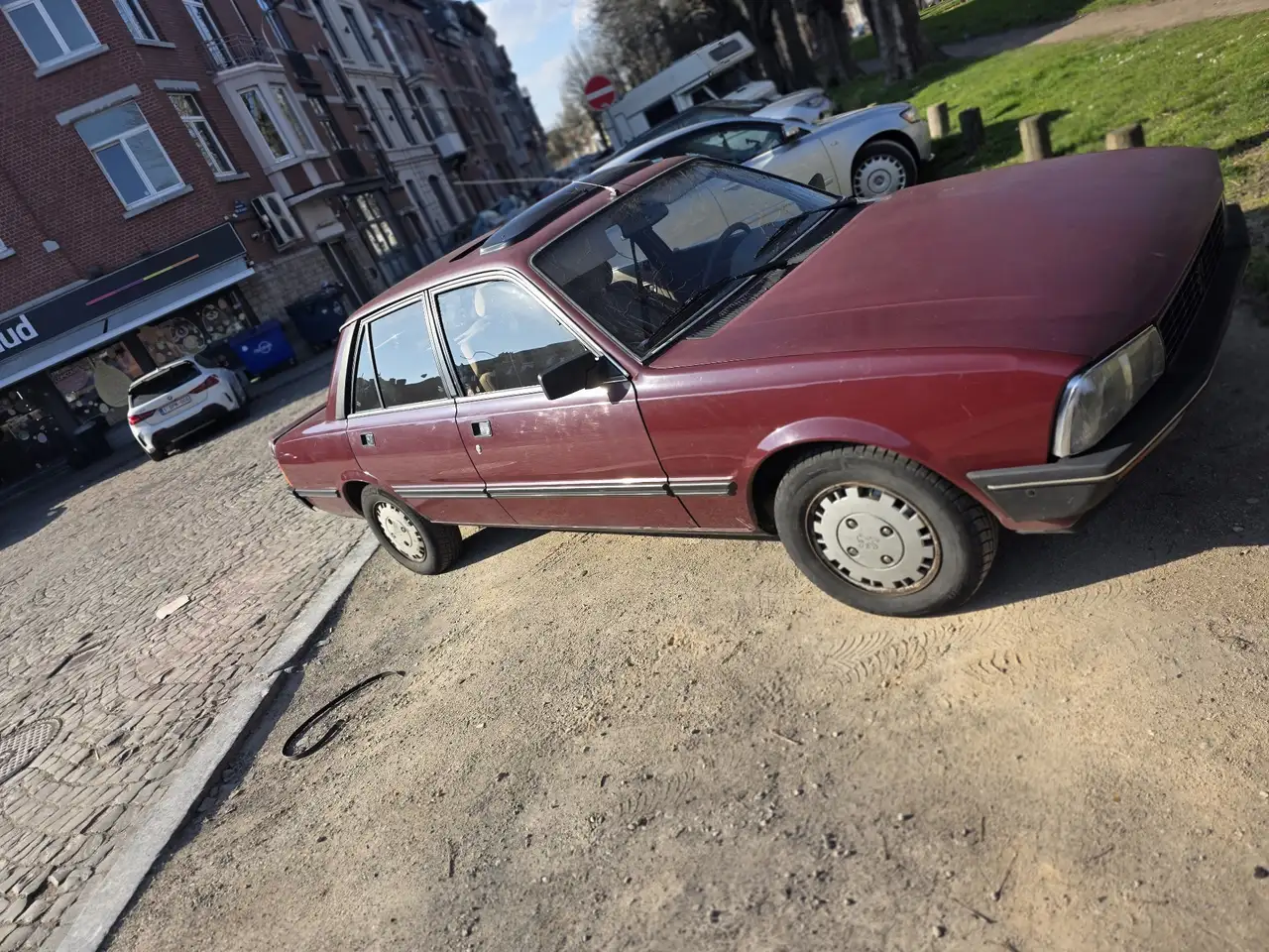 Peugeot 505, foto 2