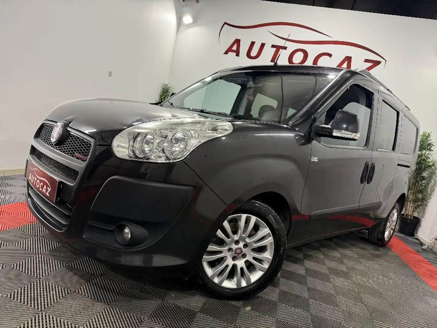Fiat Doblo Maxi 2.0 Multijet 16v 135ch DPF Lounge %2B112500KM Noir - 2