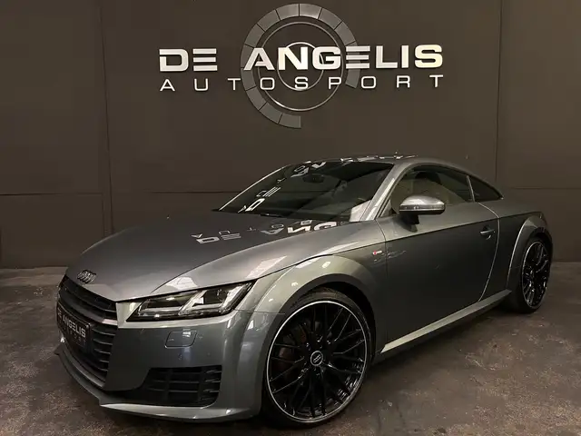 Audi QUATTRO S LINE