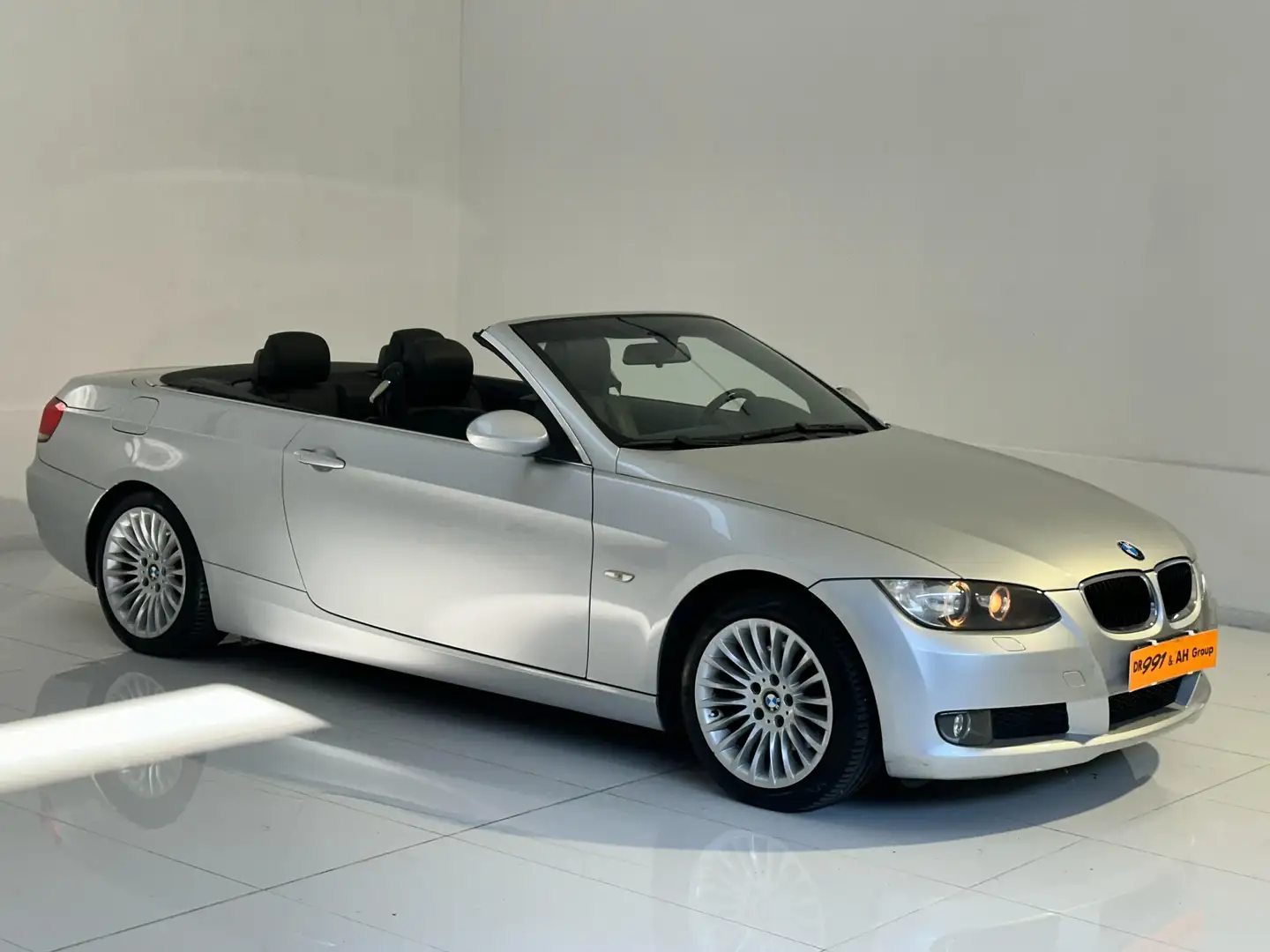 BMW 320 Serie 3 E93 Cabrio 320i Futura 170cv AUTO Silber - 1