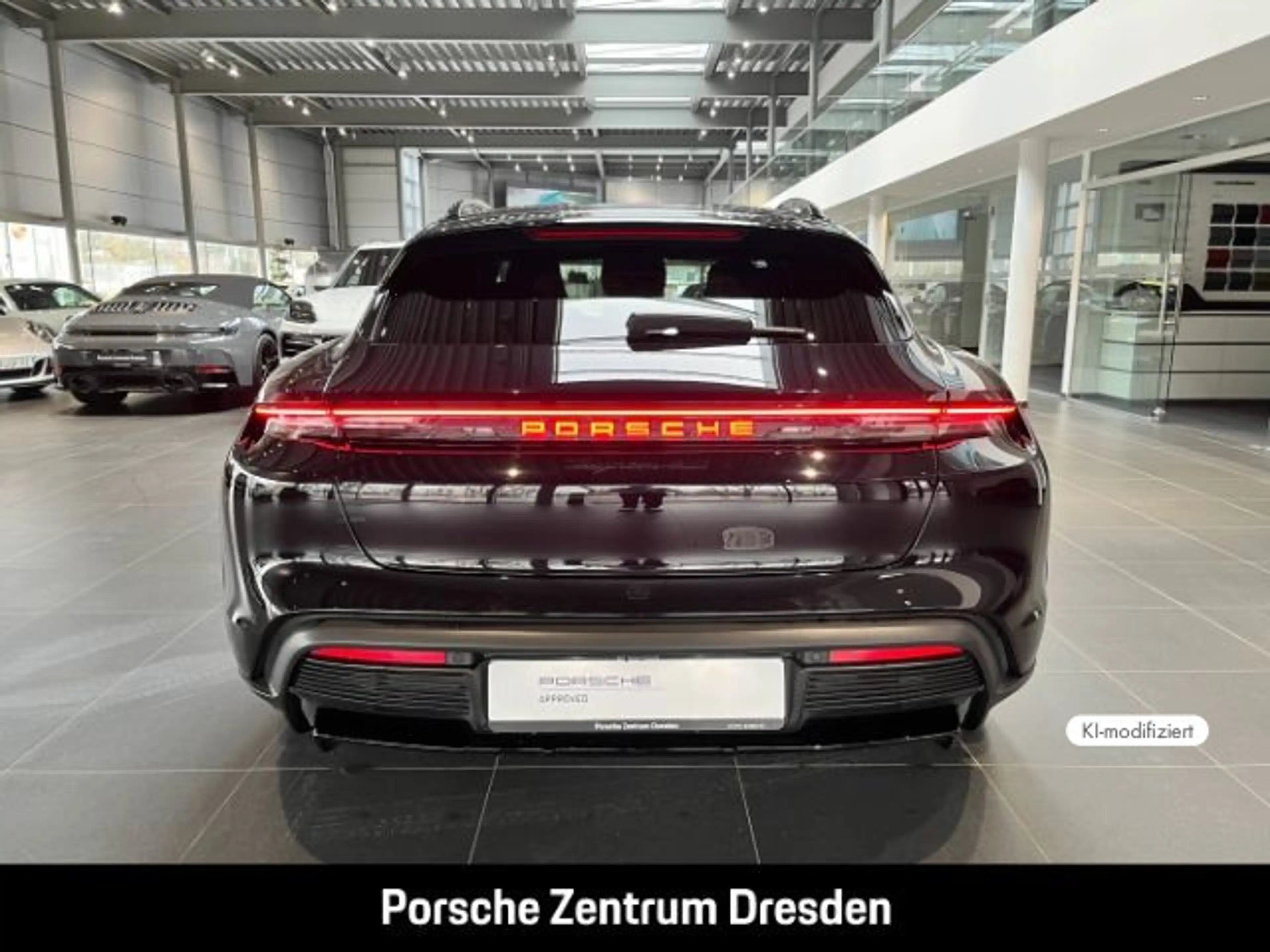 Porsche Taycan 4S Cross Turismo*BOSE*HD-Matrix*Head-Up — photo 10