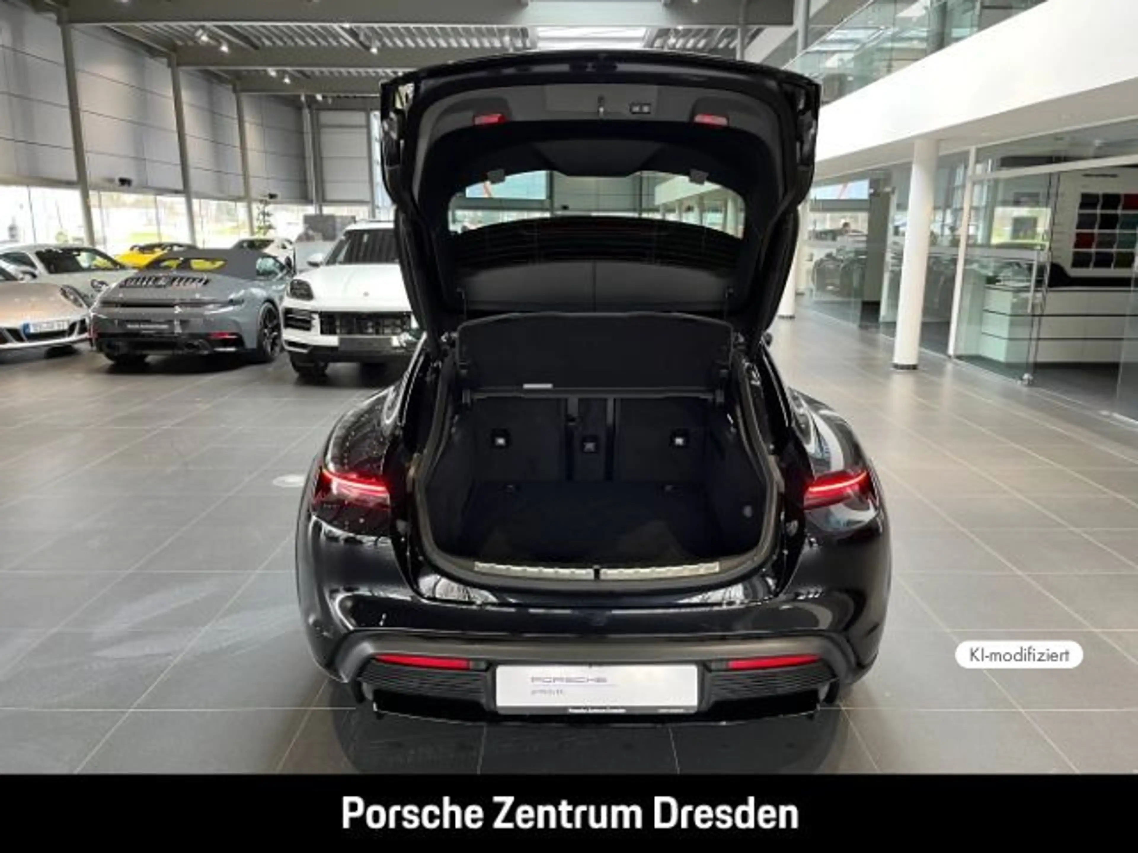 Porsche Taycan 4S Cross Turismo*BOSE*HD-Matrix*Head-Up — photo 11