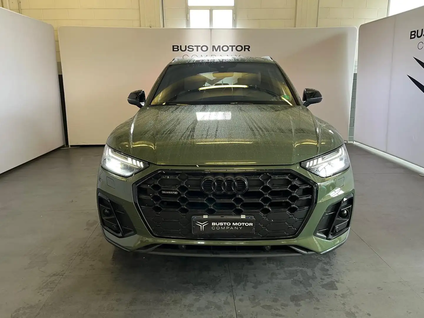Audi Q5 40 TDI 204 CV quattro S tronic S line Grün - 2