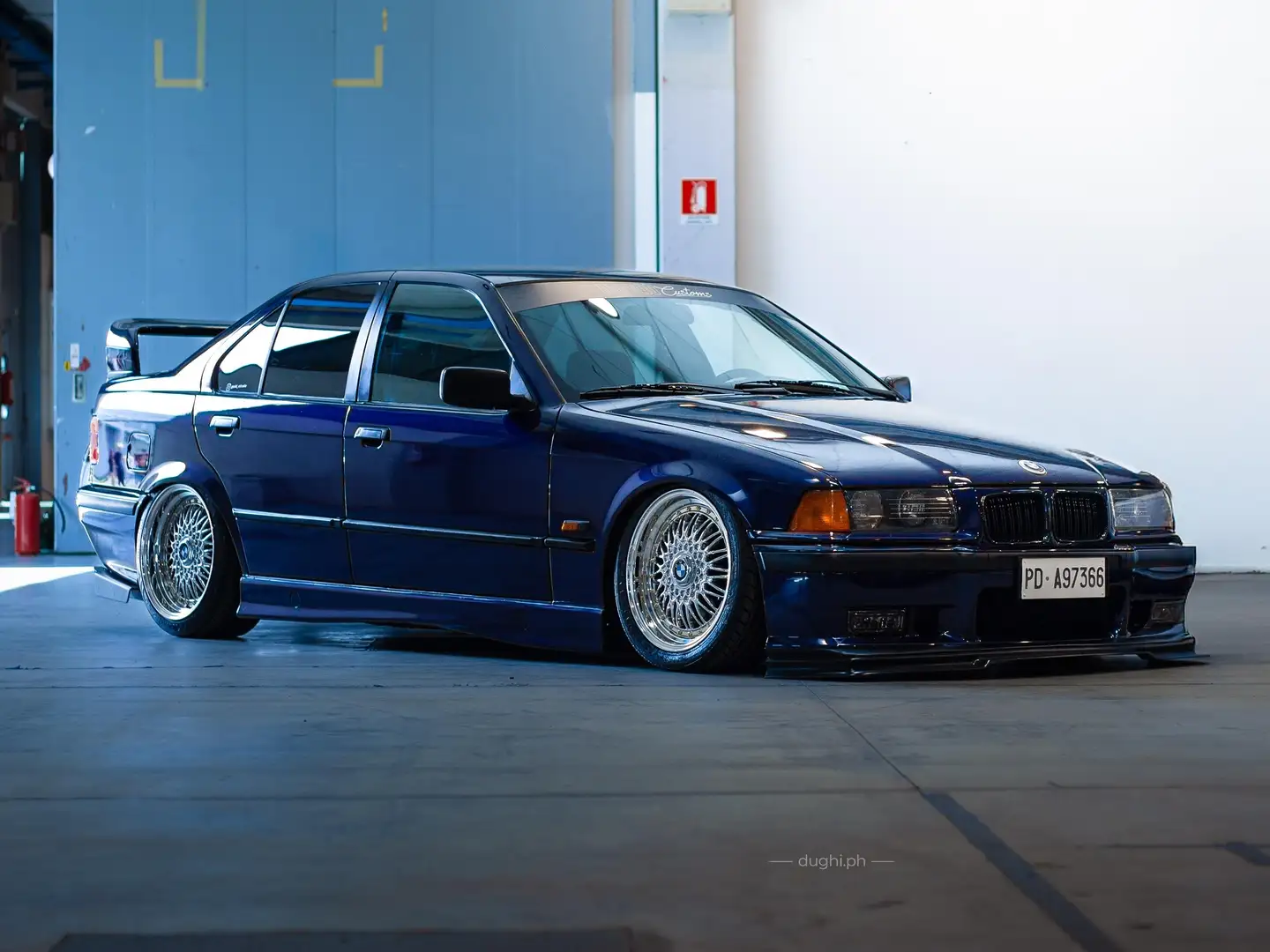 BMW 320 320i Europa Blu/Azzurro - 1