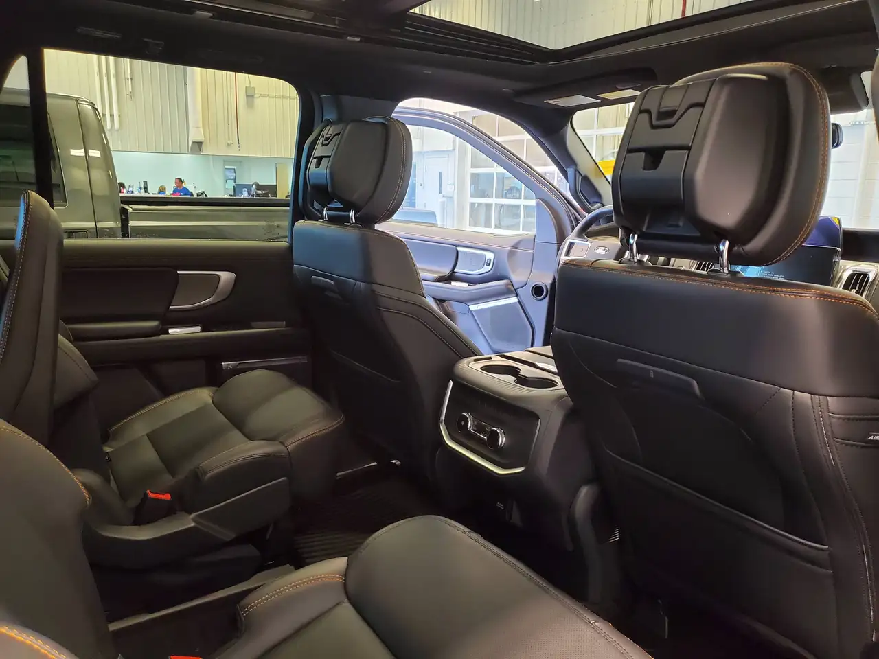 Ford Expedition снимка Ford Expedition