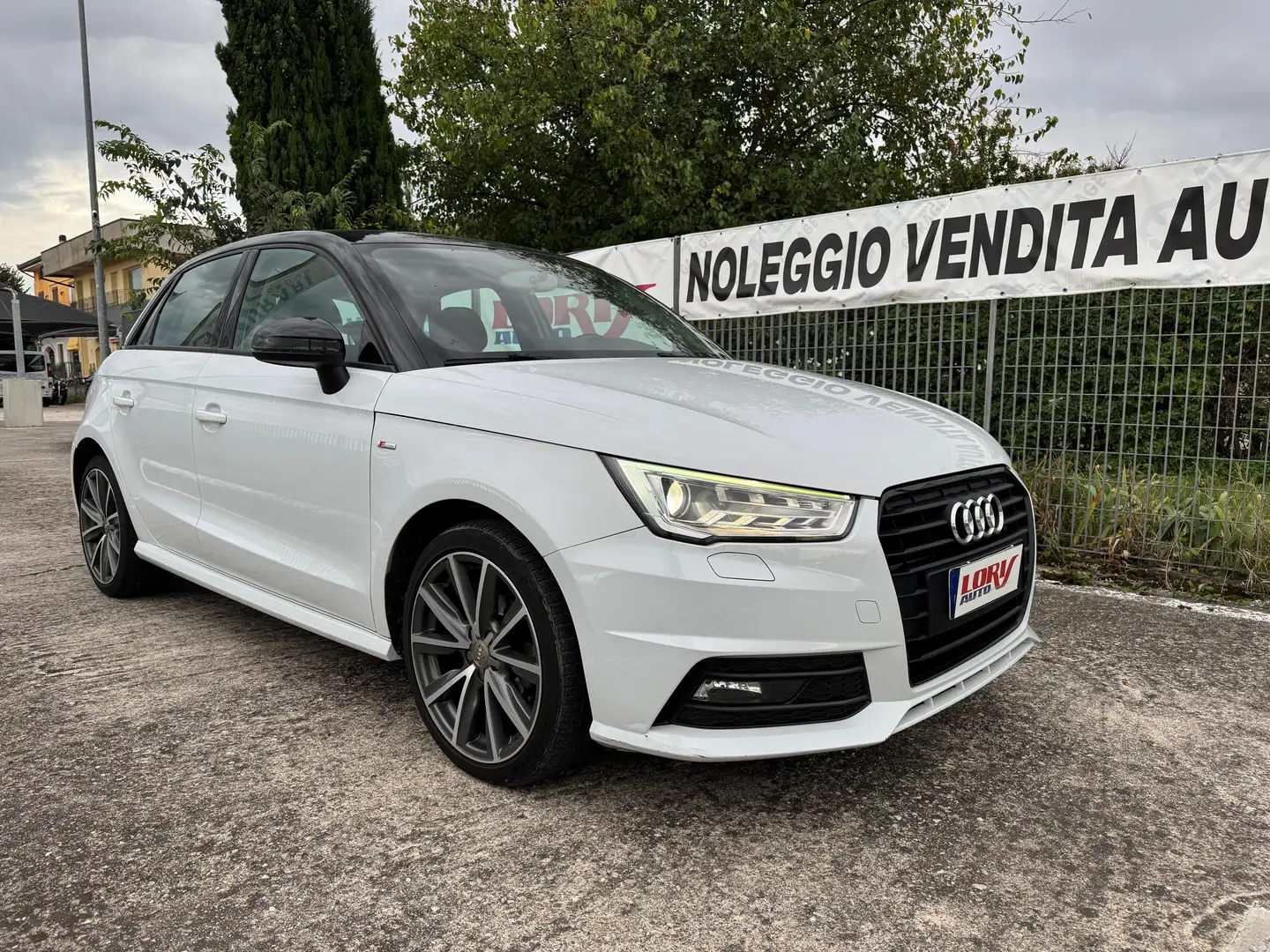 Audi A1 A1 Sportback 1.4 tdi S Line Edition plus 90cv Blanc - 1