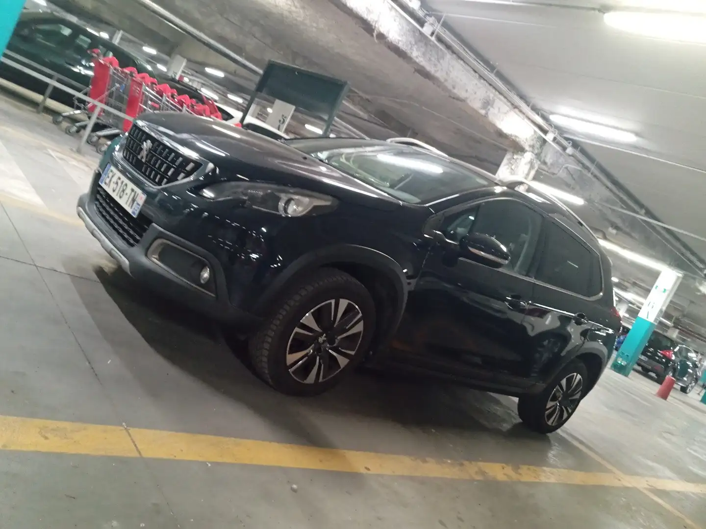 Peugeot 2008 1.2 PureTech 110ch S&S BVM5 Allure Noir - 1