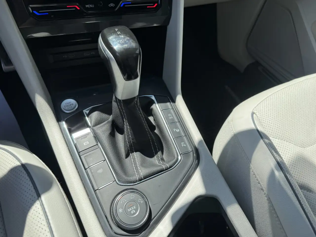 Volkswagen Tiguan снимка Volkswagen Tiguan