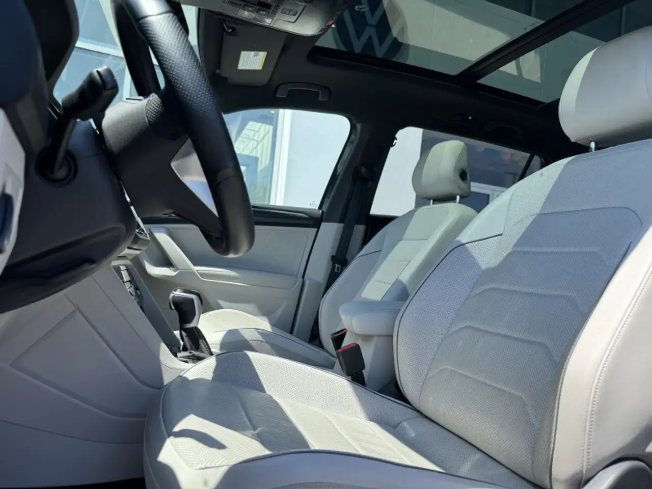 Volkswagen Tiguan снимка Volkswagen Tiguan