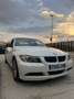 BMW 320 - thumbnail 1
