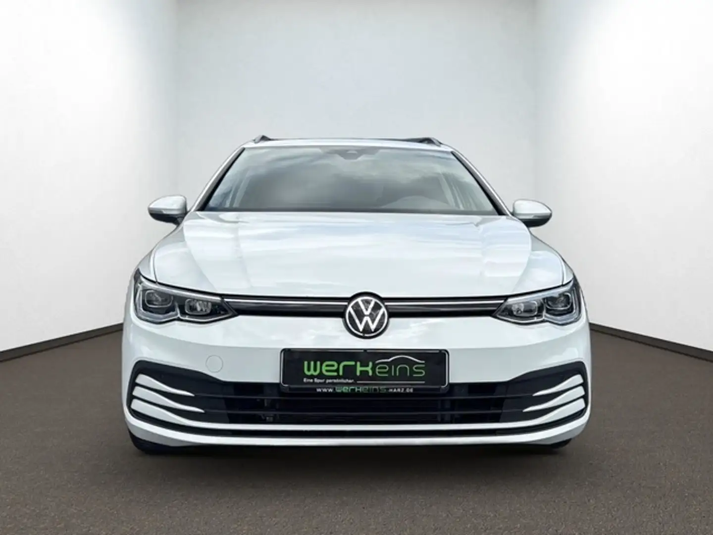 Volkswagen Golf Variant VIII Life 1.5 TSI LED Navi Digital Bianco - 2