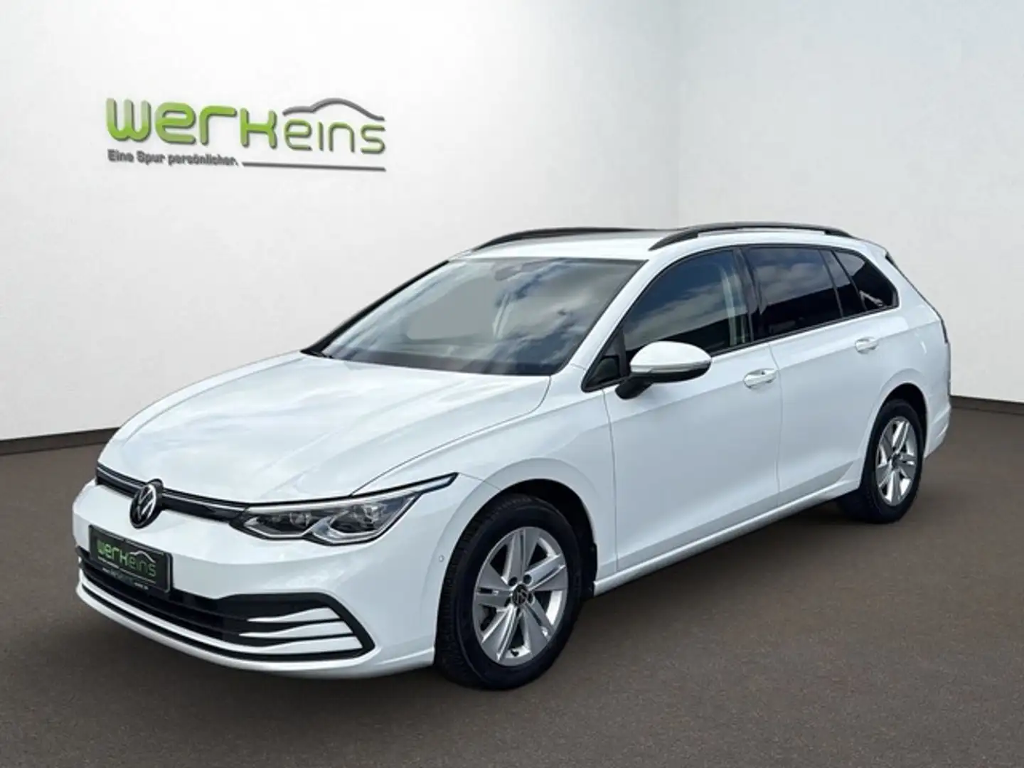Volkswagen Golf Variant VIII Life 1.5 TSI LED Navi Digital Bianco - 1