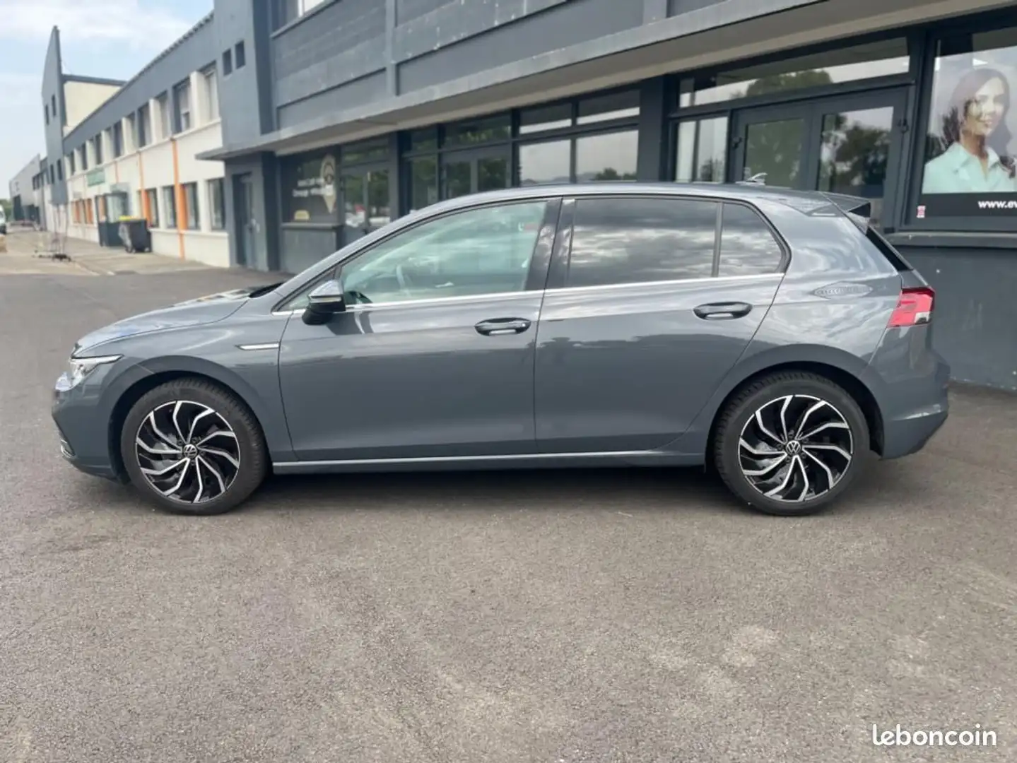 Volkswagen Golf 1.5 TSI 130 ACT OPF LIFE Gris - 2