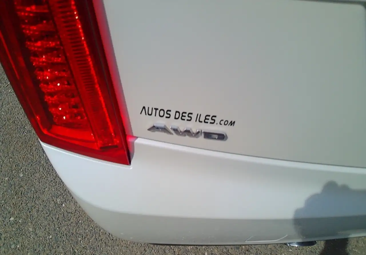 Cadillac ATS снимка Cadillac ATS