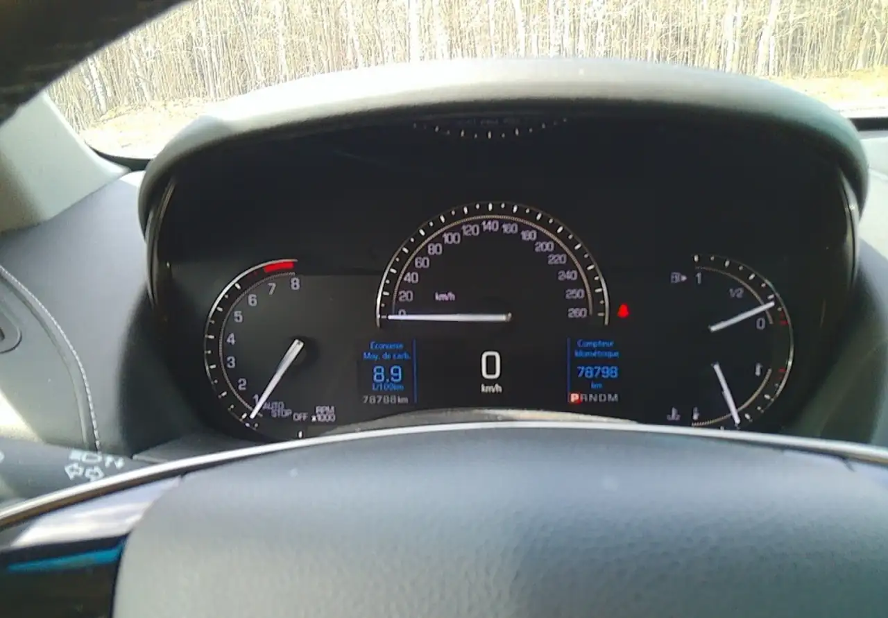 Cadillac ATS снимка Cadillac ATS