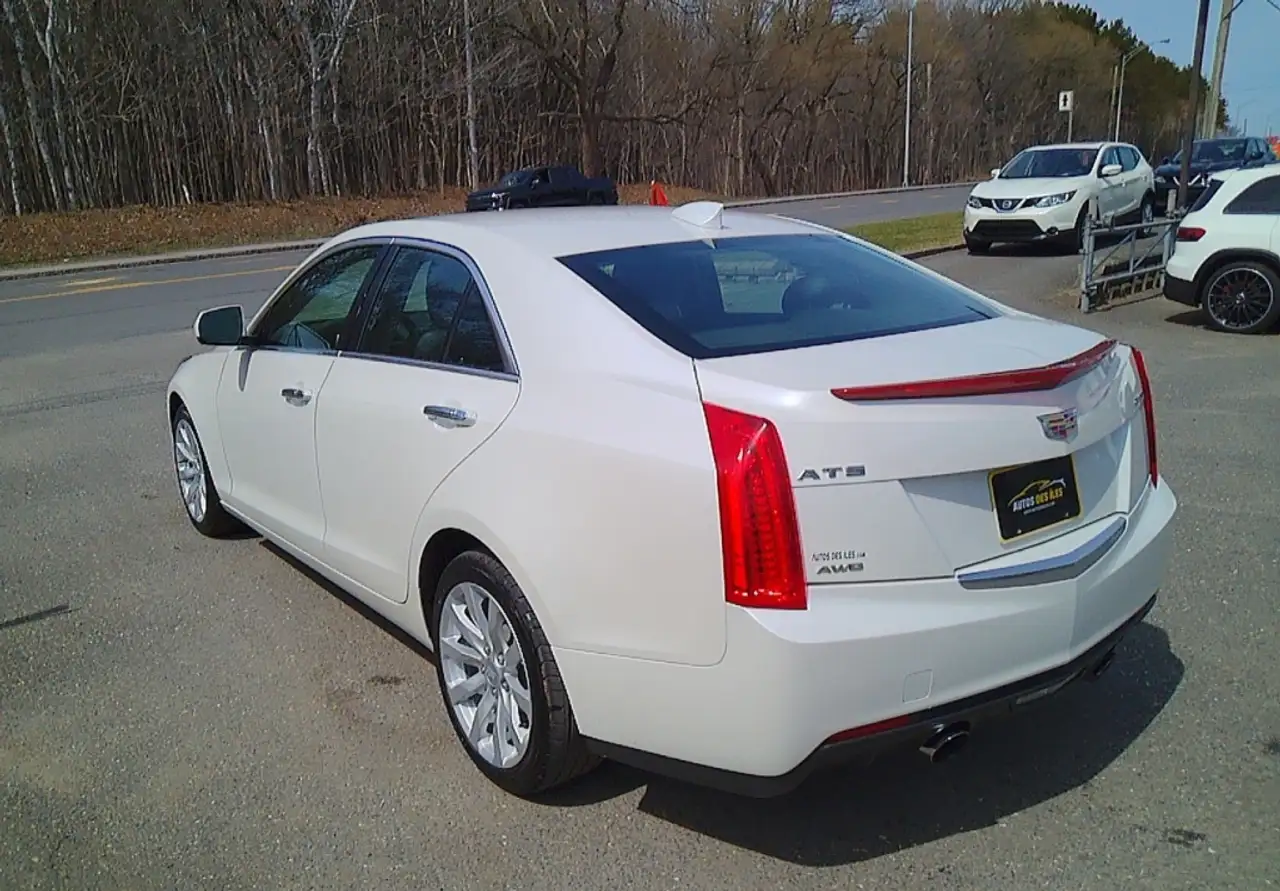 Cadillac ATS снимка Cadillac ATS