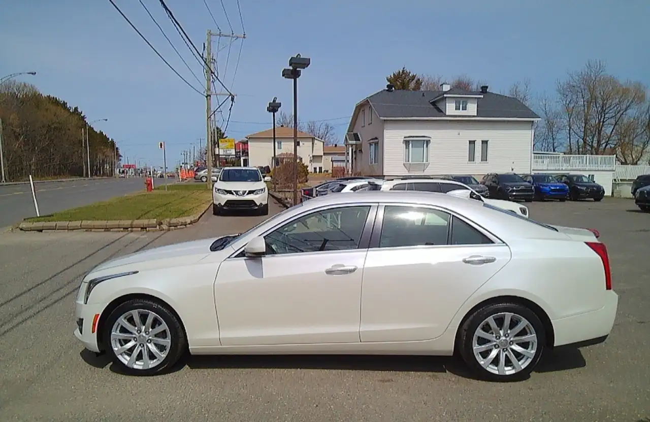 Cadillac ATS снимка Cadillac ATS