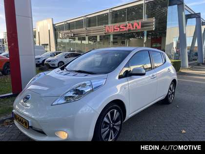 Nissan Leaf Tekna 30 kWh € 2.000,-- Subsidie 6,6KW OBC, Nav, L