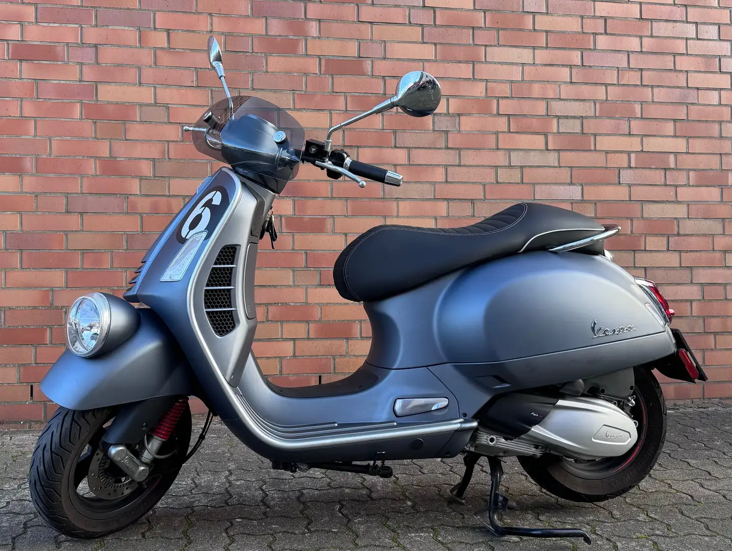 Vespa GTV 300 Sei Giorni LIMITED EDITION Grau - 1