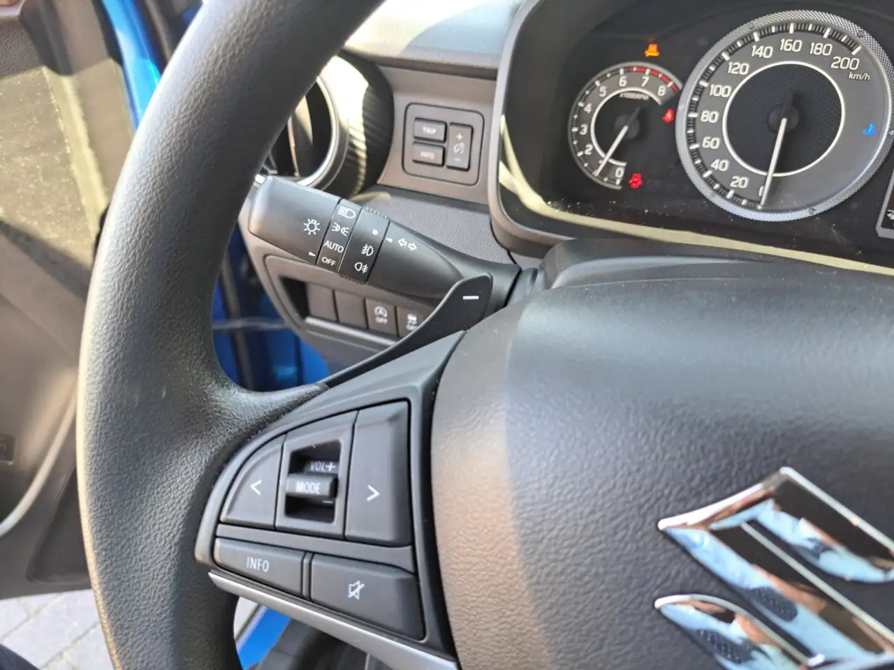 Suzuki Ignis 2024 — фото 14