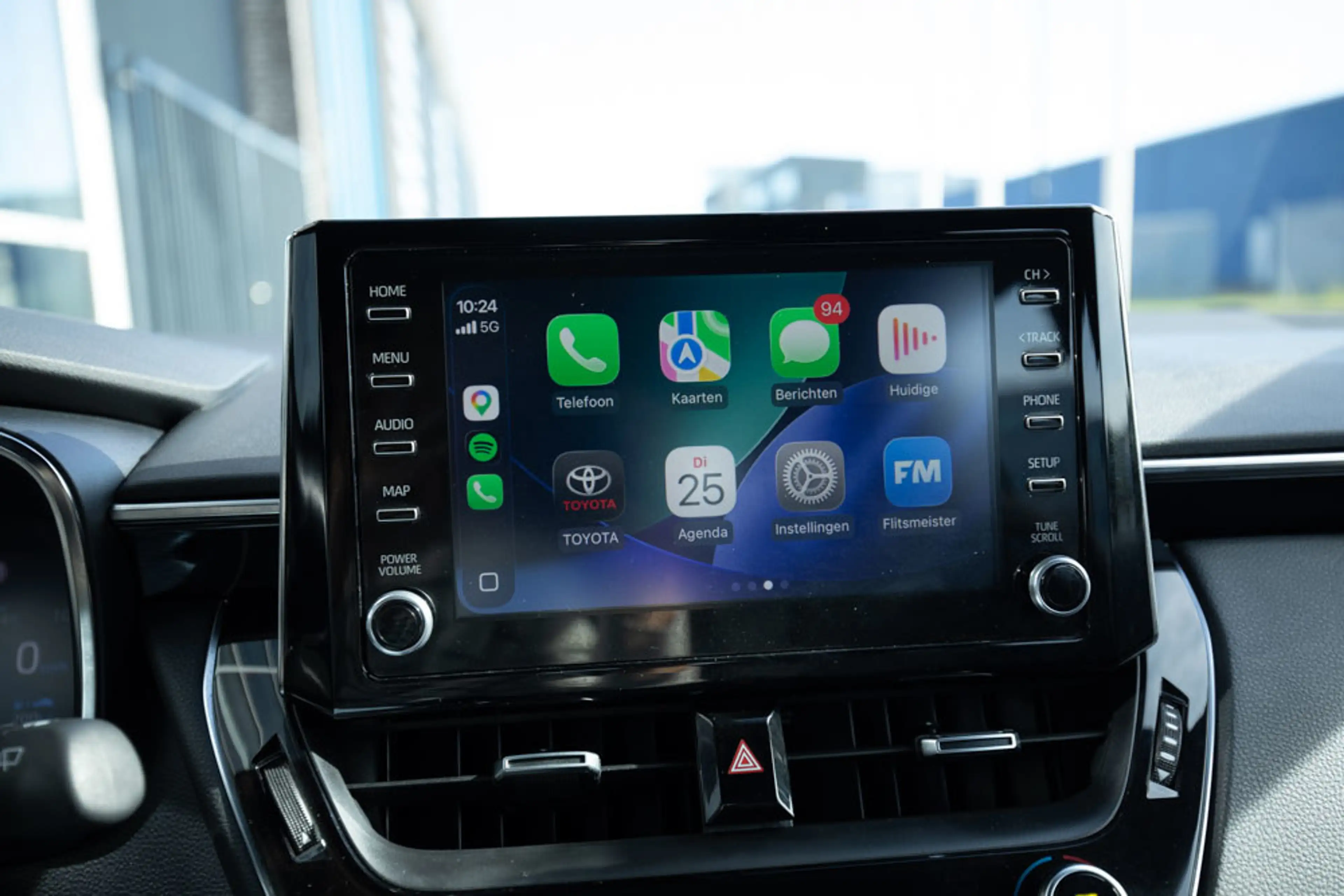 Toyota Corolla Touring Sports 1.8 Hybrid Business Plus Tech | Dod — photo 11