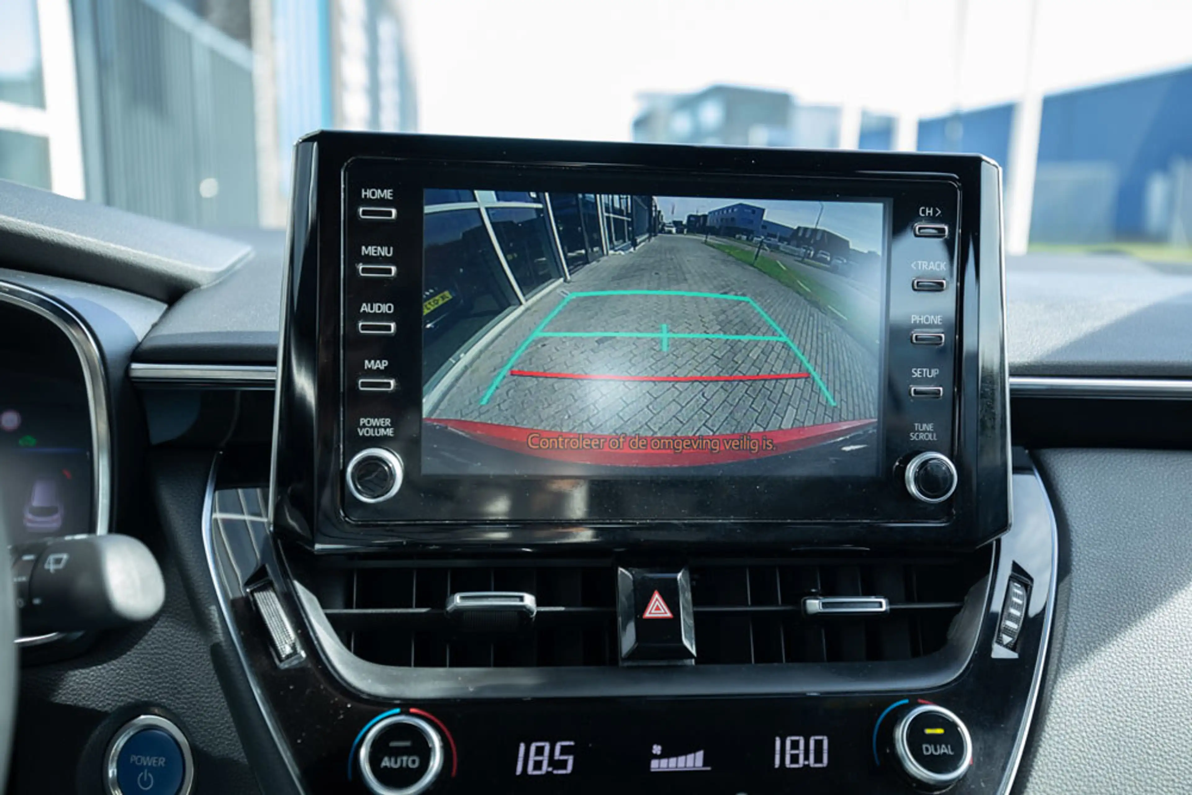Toyota Corolla Touring Sports 1.8 Hybrid Business Plus Tech | Dod — photo 14