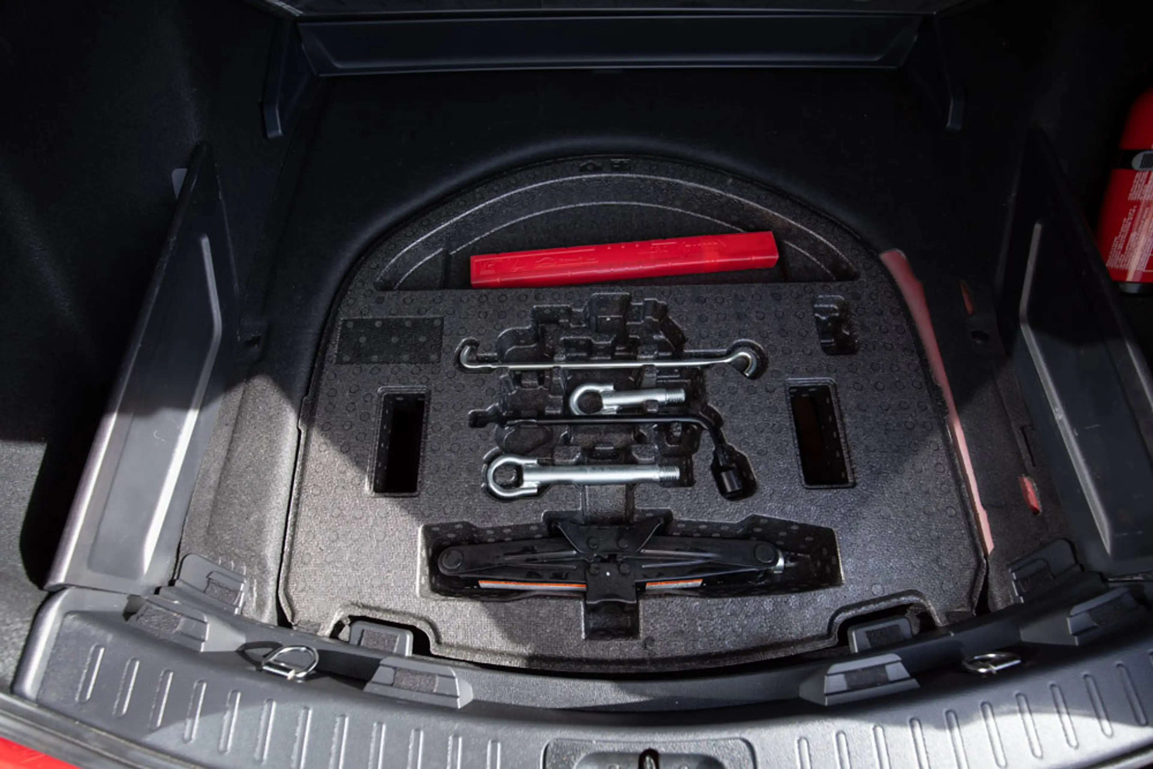 Toyota Corolla Touring Sports 1.8 Hybrid Business Plus Tech | Dod — photo 20